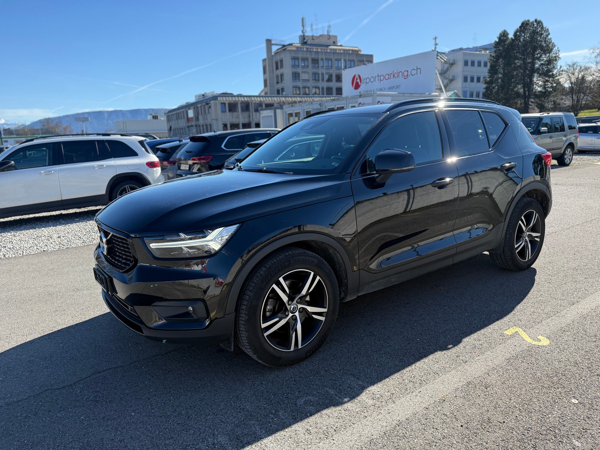 VOLVO XC40 T5 AWD R-Design Geartronic-image-1