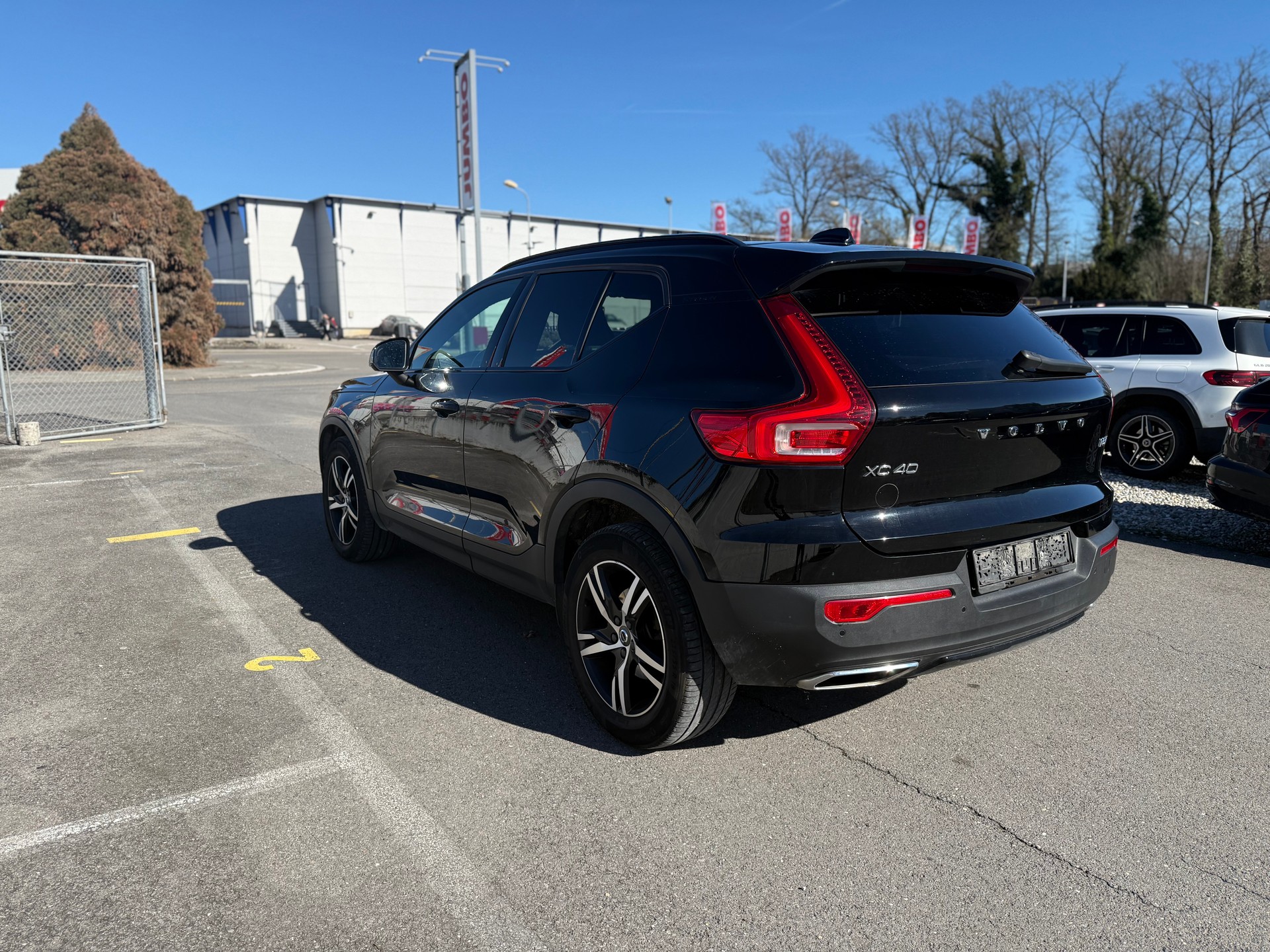 VOLVO XC40 T5 AWD R-Design Geartronic-image-3