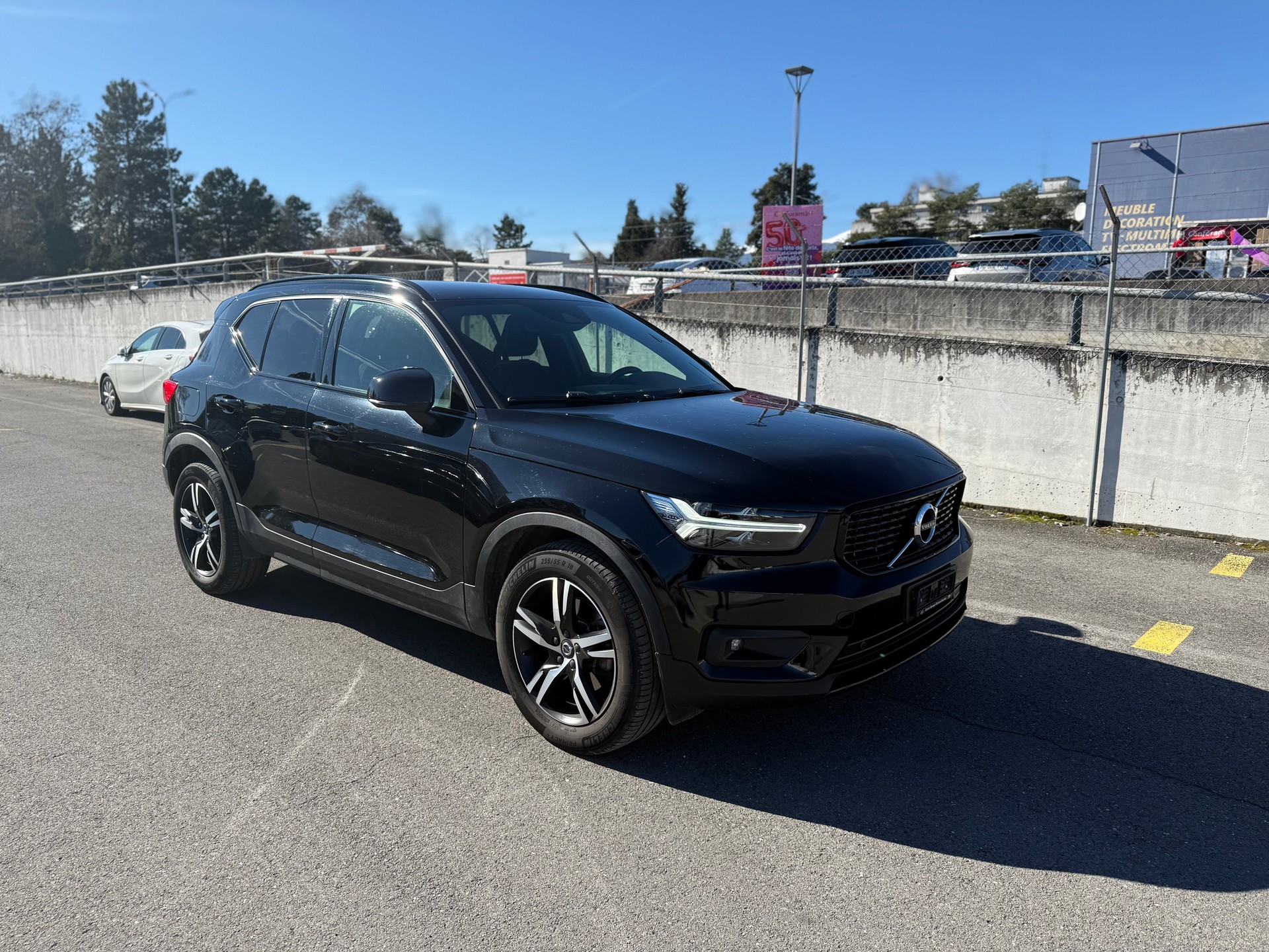 VOLVO XC40 T5 AWD R-Design Geartronic-image-0