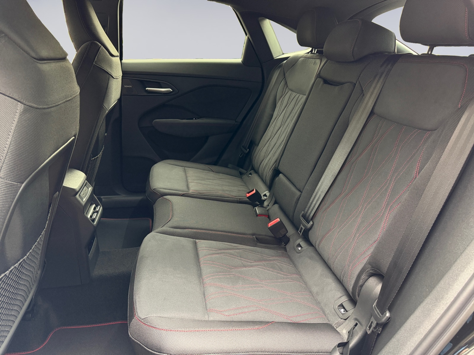 AUDI Q3 Sportback 110 kW TFSI S tronic-image-10
