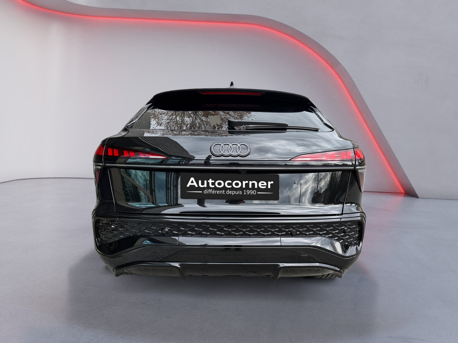 AUDI Q3 Sportback 110 kW TFSI S tronic-image-3