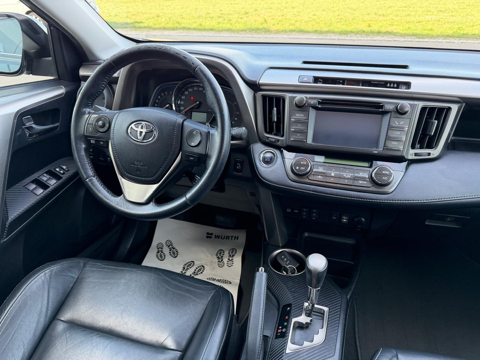 TOYOTA RAV4 2.0i VMa Sol Premium MdS-image-11
