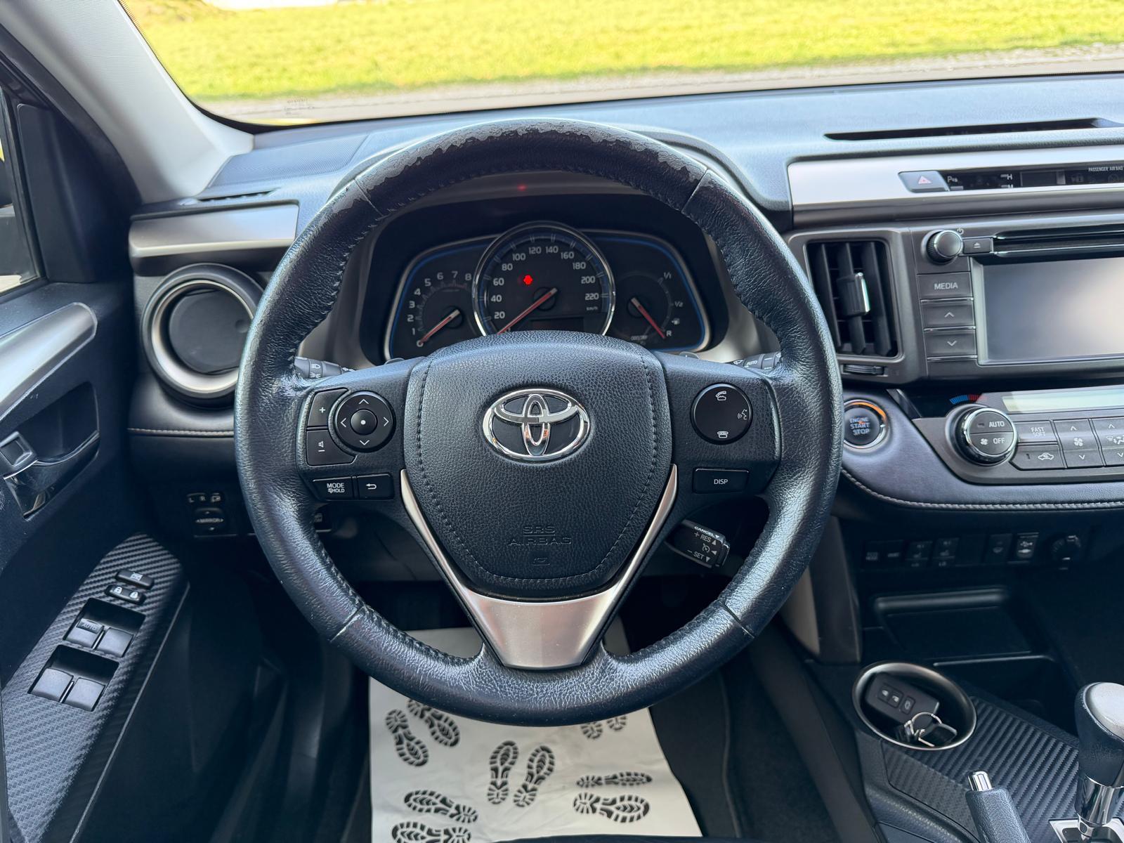 TOYOTA RAV4 2.0i VMa Sol Premium MdS-image-10