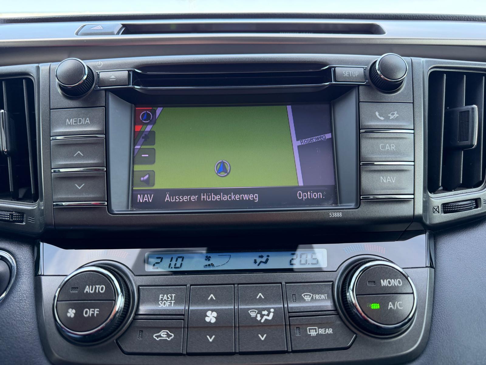 TOYOTA RAV4 2.0i VMa Sol Premium MdS-image-15
