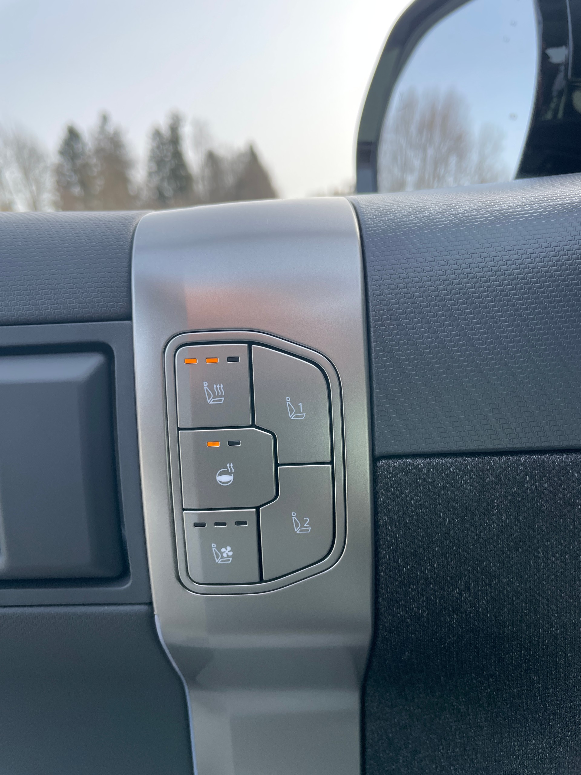 KIA EV3 81,4 kWh GT-Line mit GT-Line Pack und Panoramadach! V2L Funktion-image-14