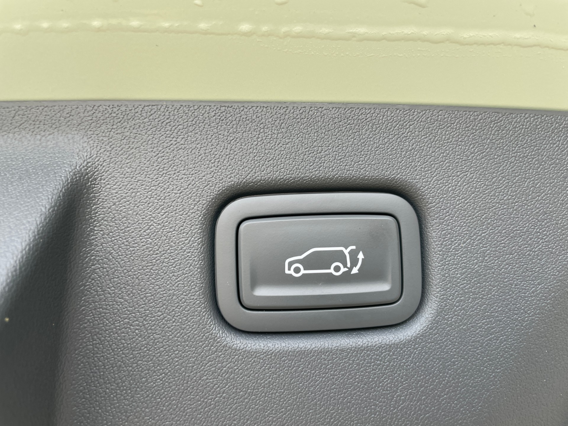 KIA EV3 81,4 kWh GT-Line mit GT-Line Pack und Panoramadach! V2L Funktion-image-7