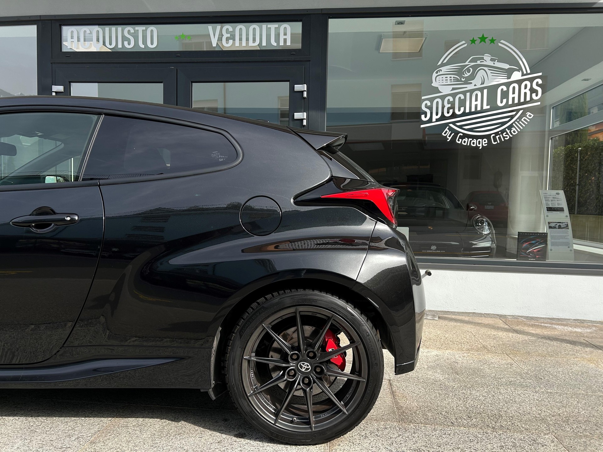 TOYOTA GR Yaris 1.6 Turbo Sport 4x4-image-3