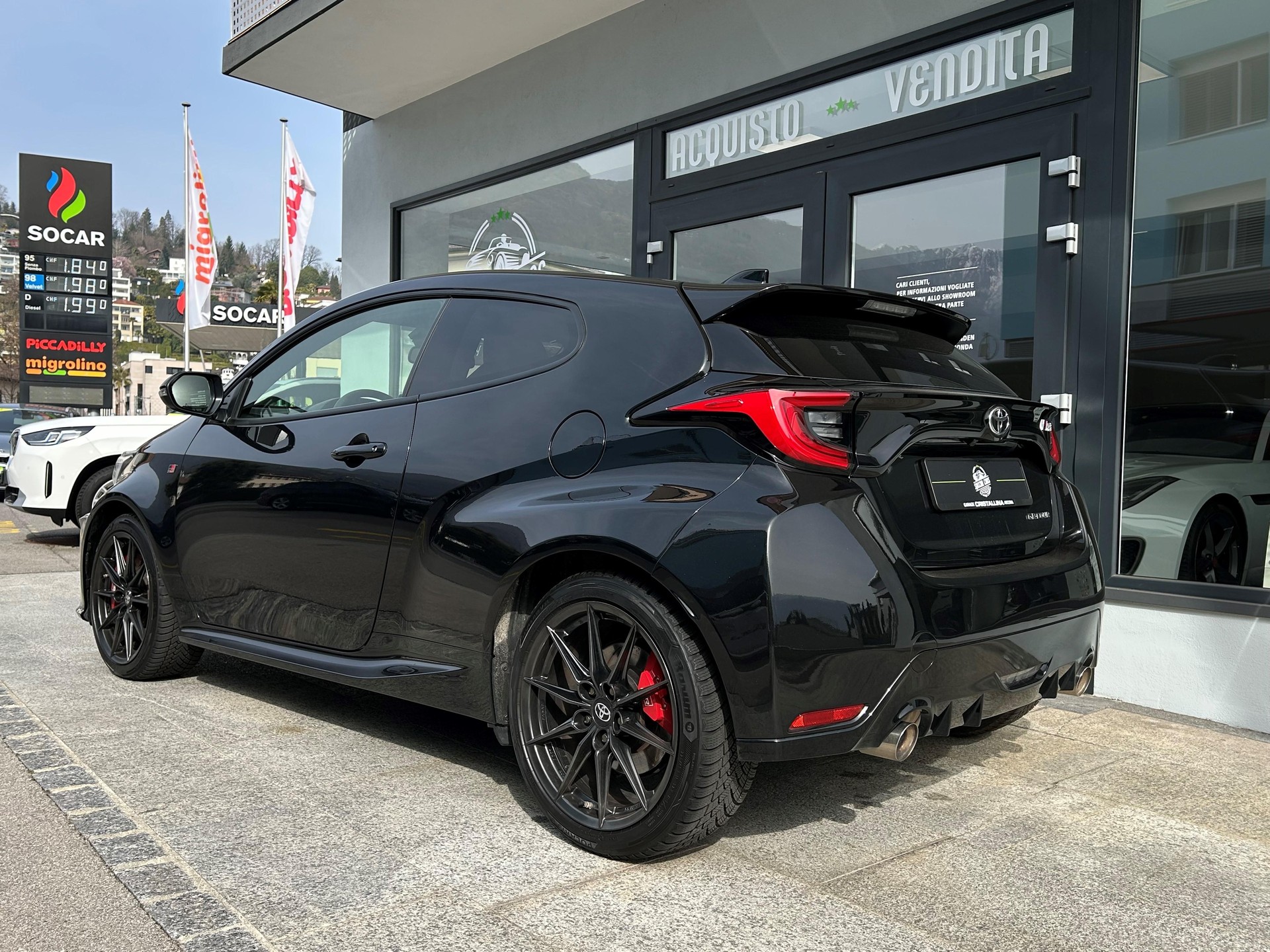 TOYOTA GR Yaris 1.6 Turbo Sport 4x4-image-2