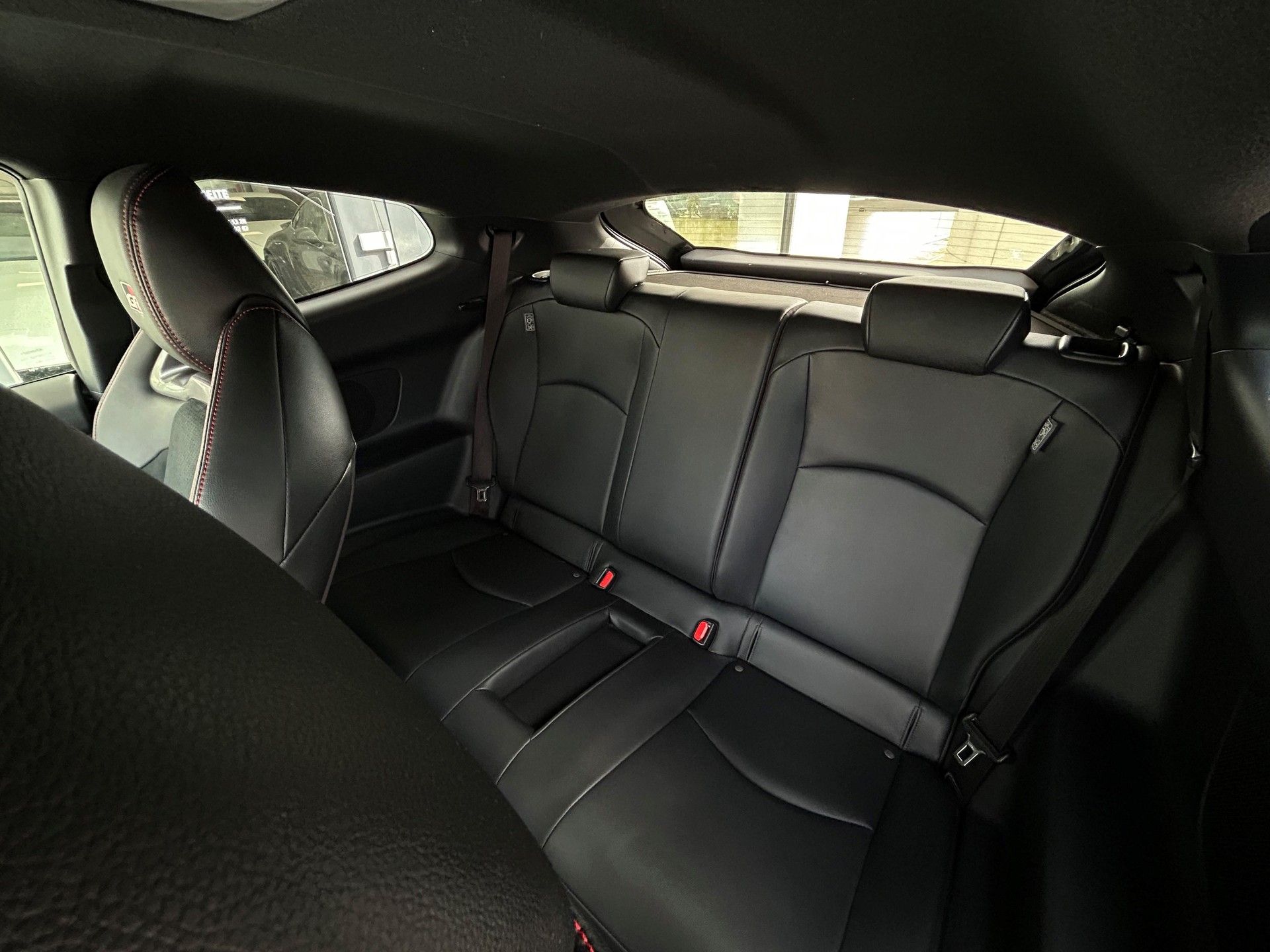 TOYOTA GR Yaris 1.6 Turbo Sport 4x4-image-12