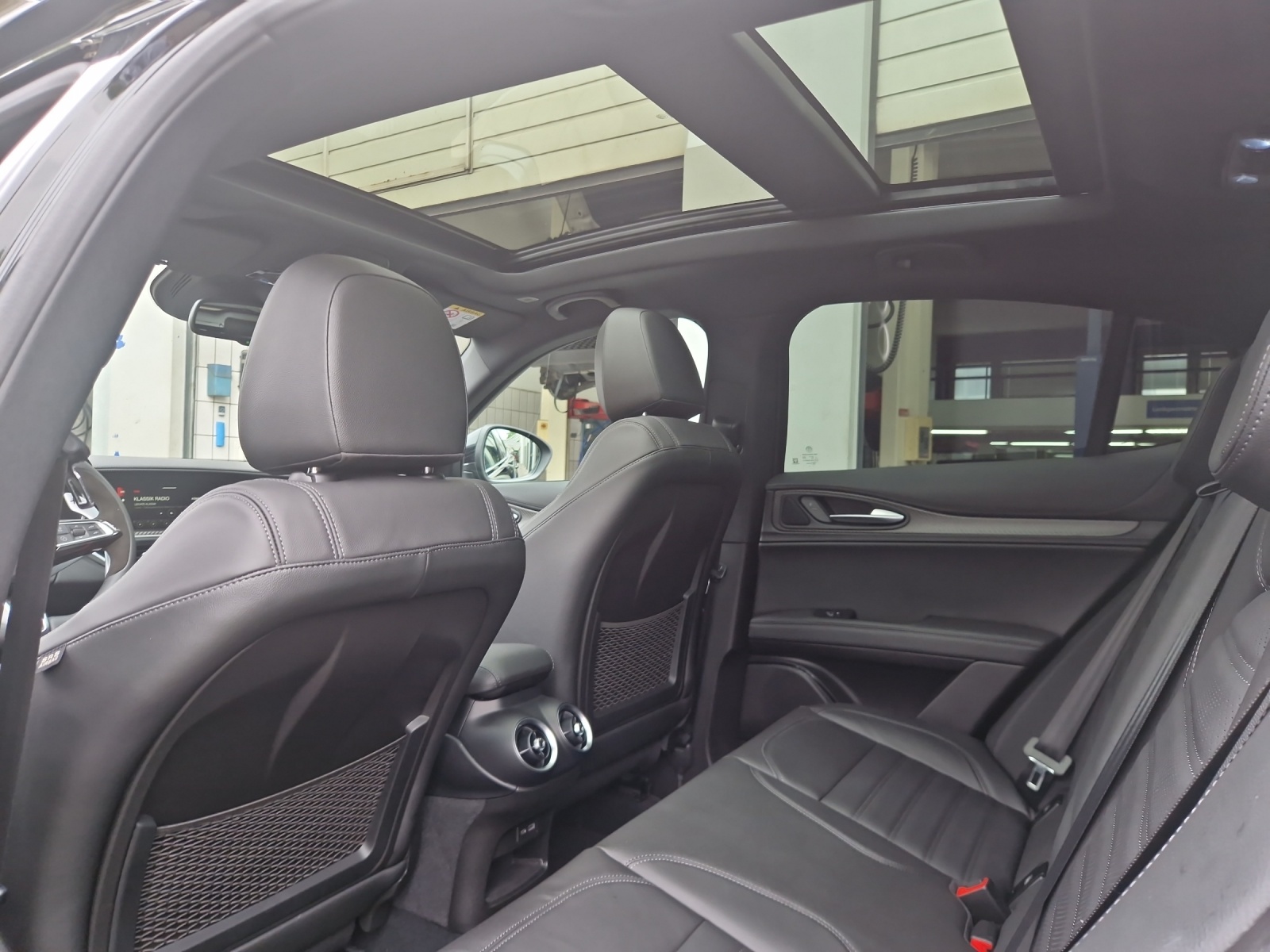 ALFA ROMEO Stelvio 2.9 V6 Biturbo Q4 Quadrifoglio-image-9