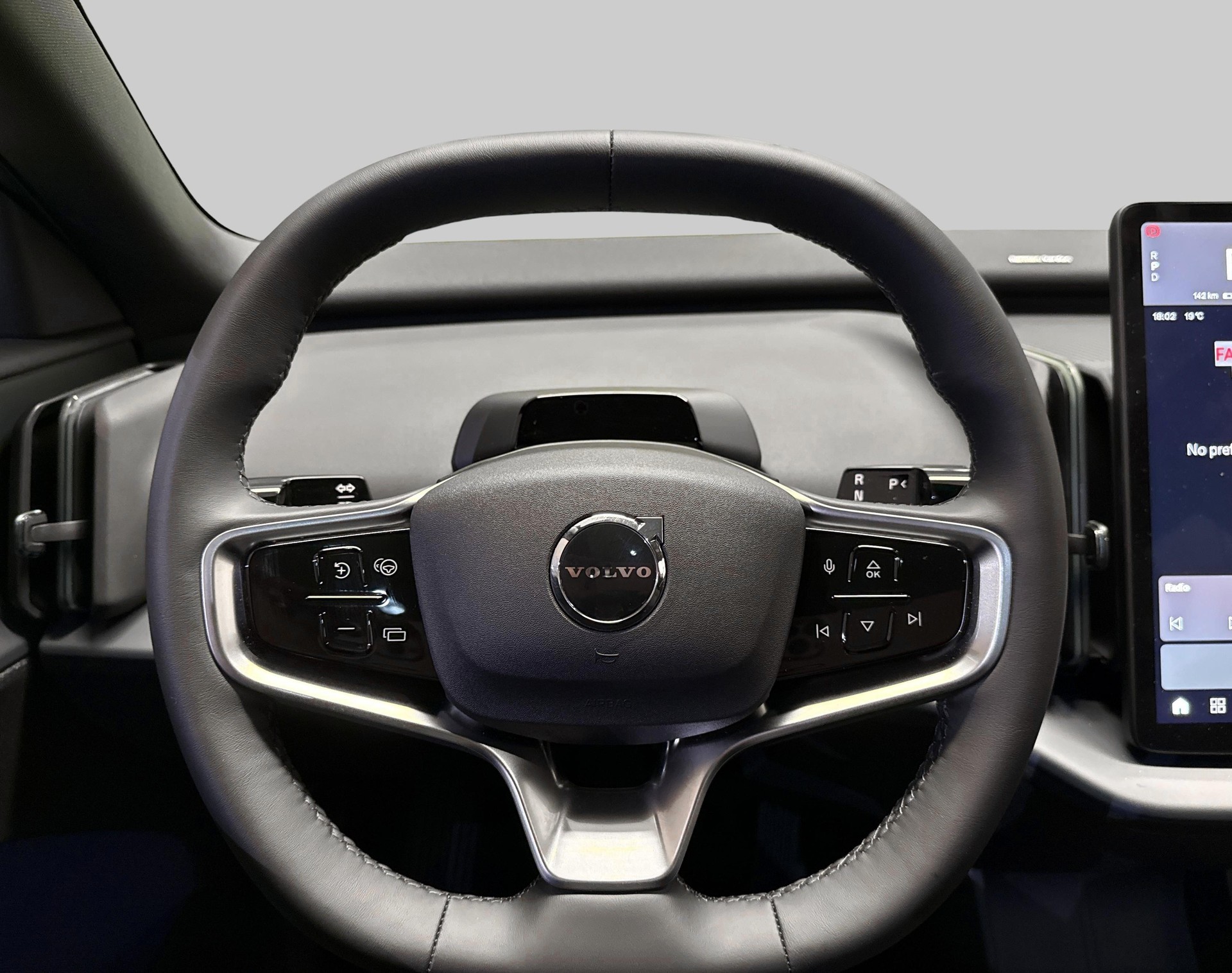 VOLVO EX 30 CC E60 Twin Performance A-image-12
