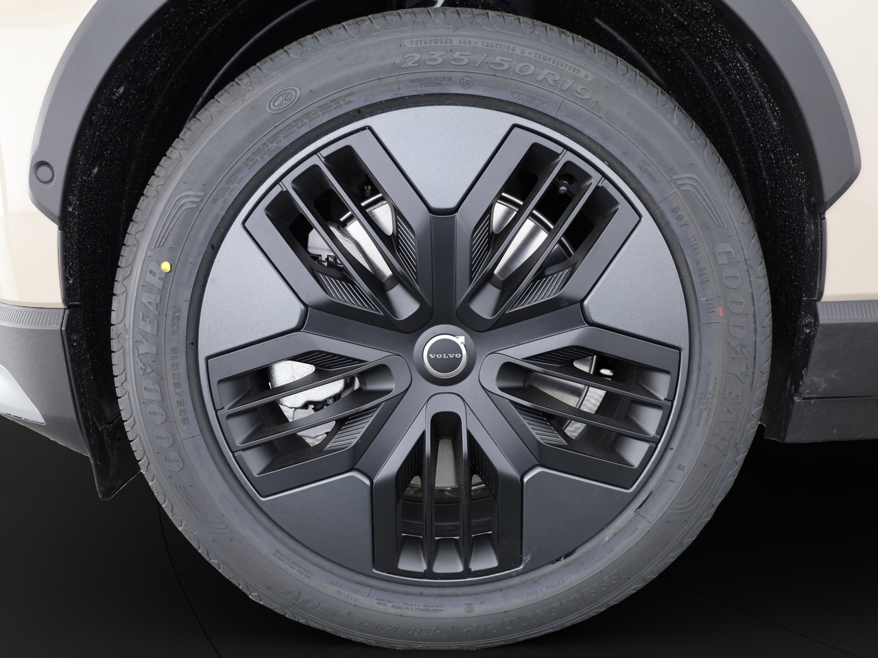 VOLVO EX30 CC E60 Twin Performance AWD-image-7