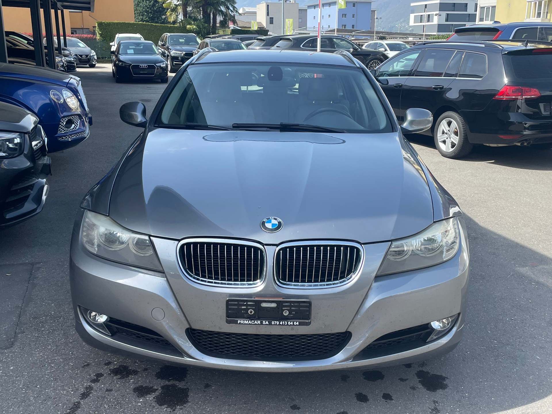 BMW 330d xDrive Touring-image-0