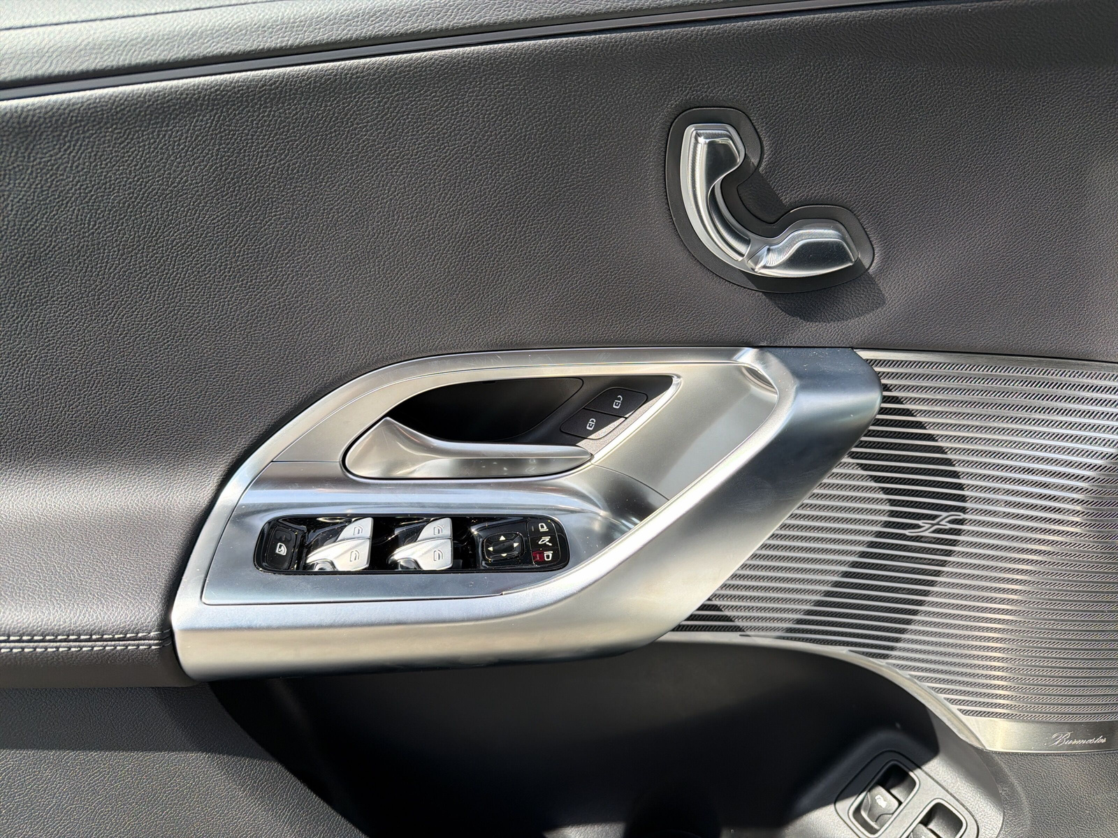MERCEDES-BENZ GLC 400 4MATIC 94 kWh EQ-image-11