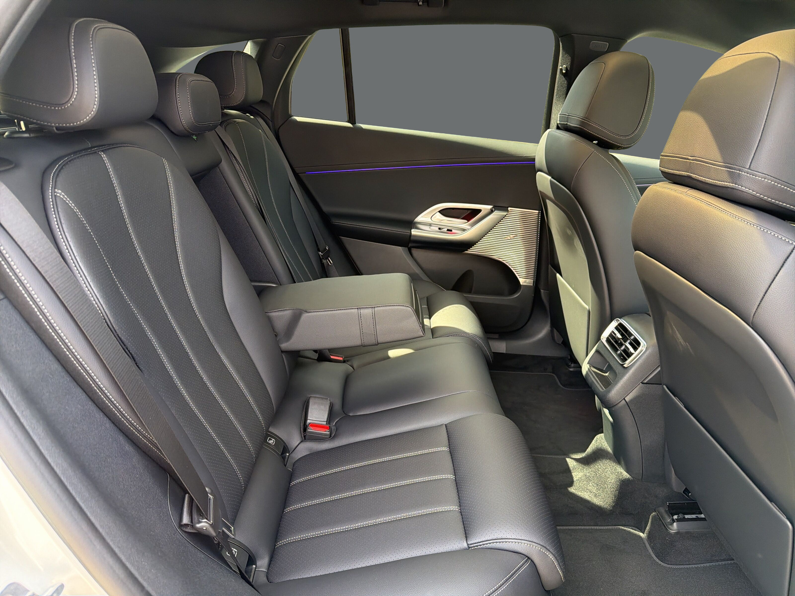 MERCEDES-BENZ GLC 400 4MATIC 94 kWh EQ-image-18