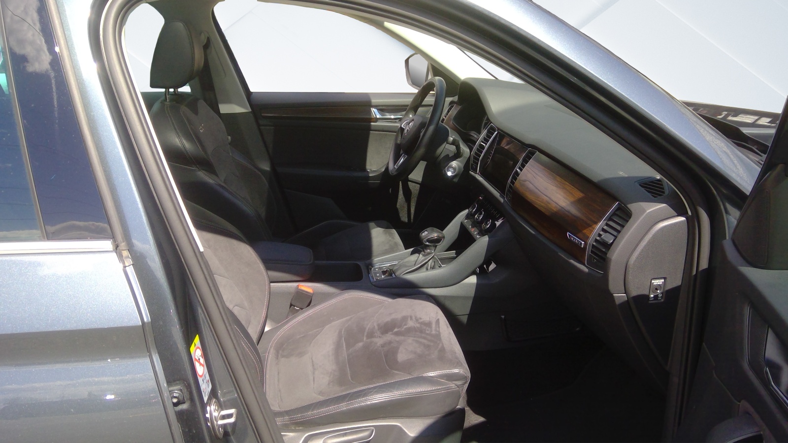 SKODA Kodiaq 2.0 TSI Scout DSG 4x4-image-4