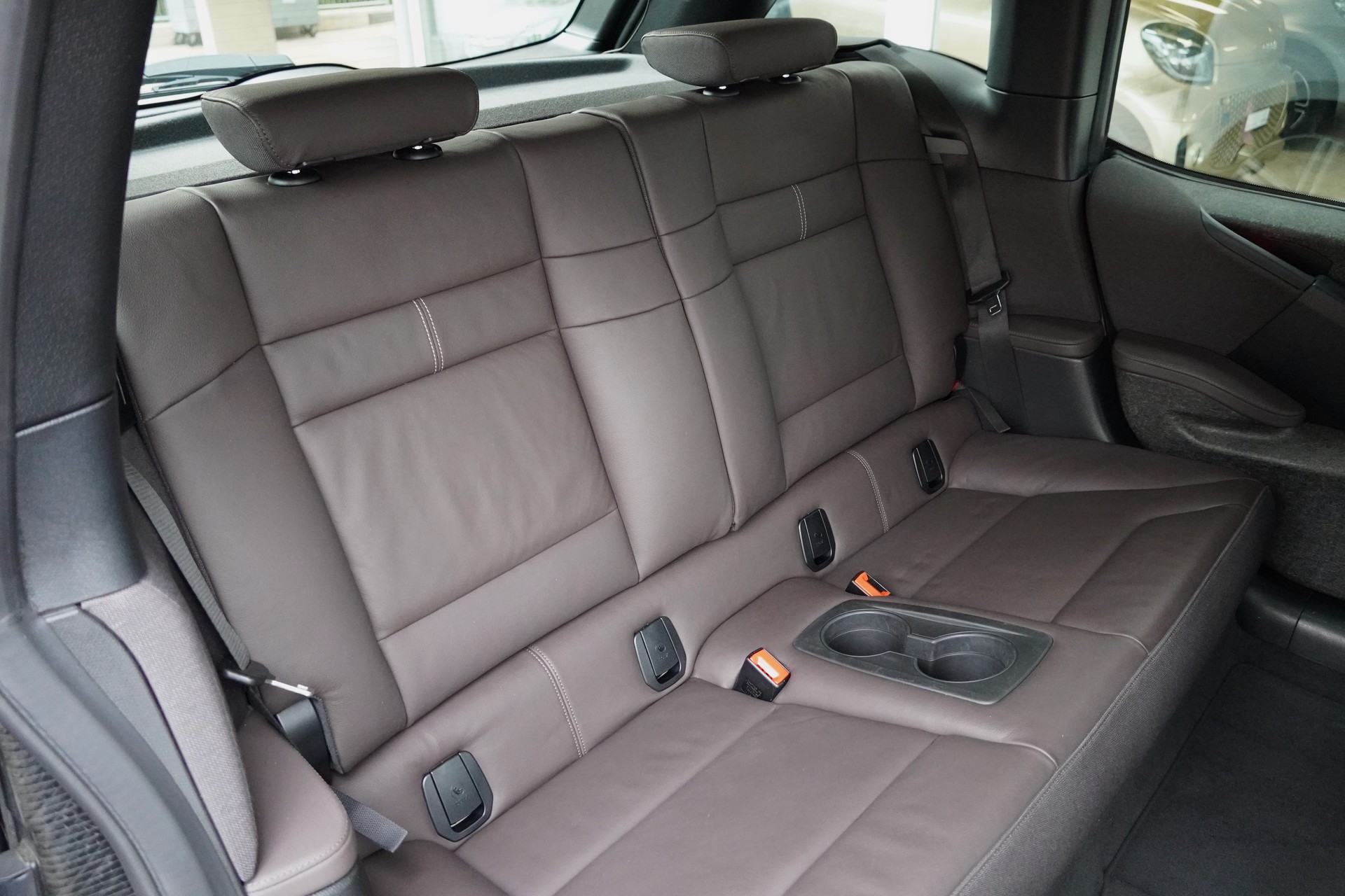 BMW i3 (120Ah)-image-12