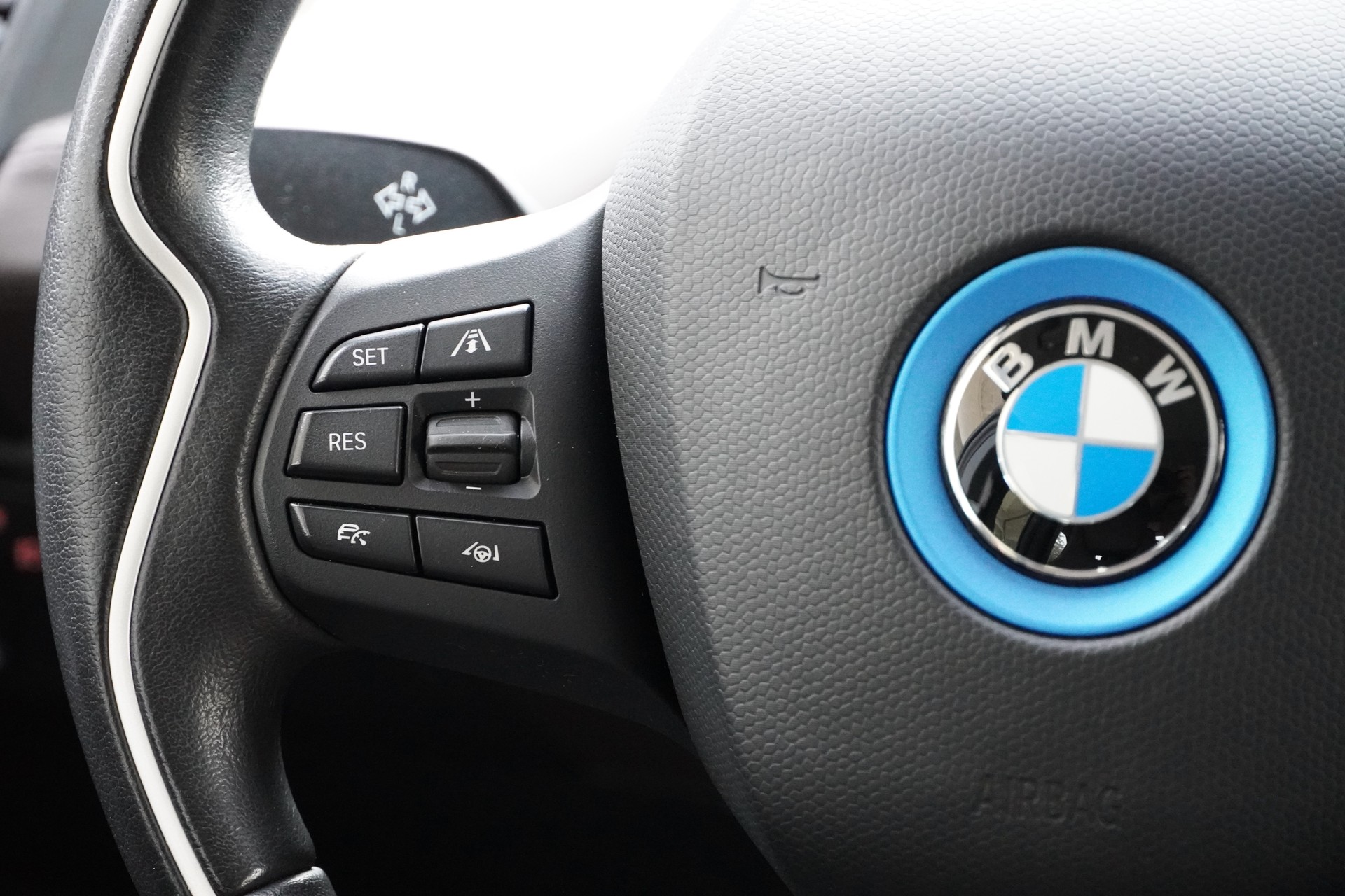 BMW i3 (120Ah)-image-15