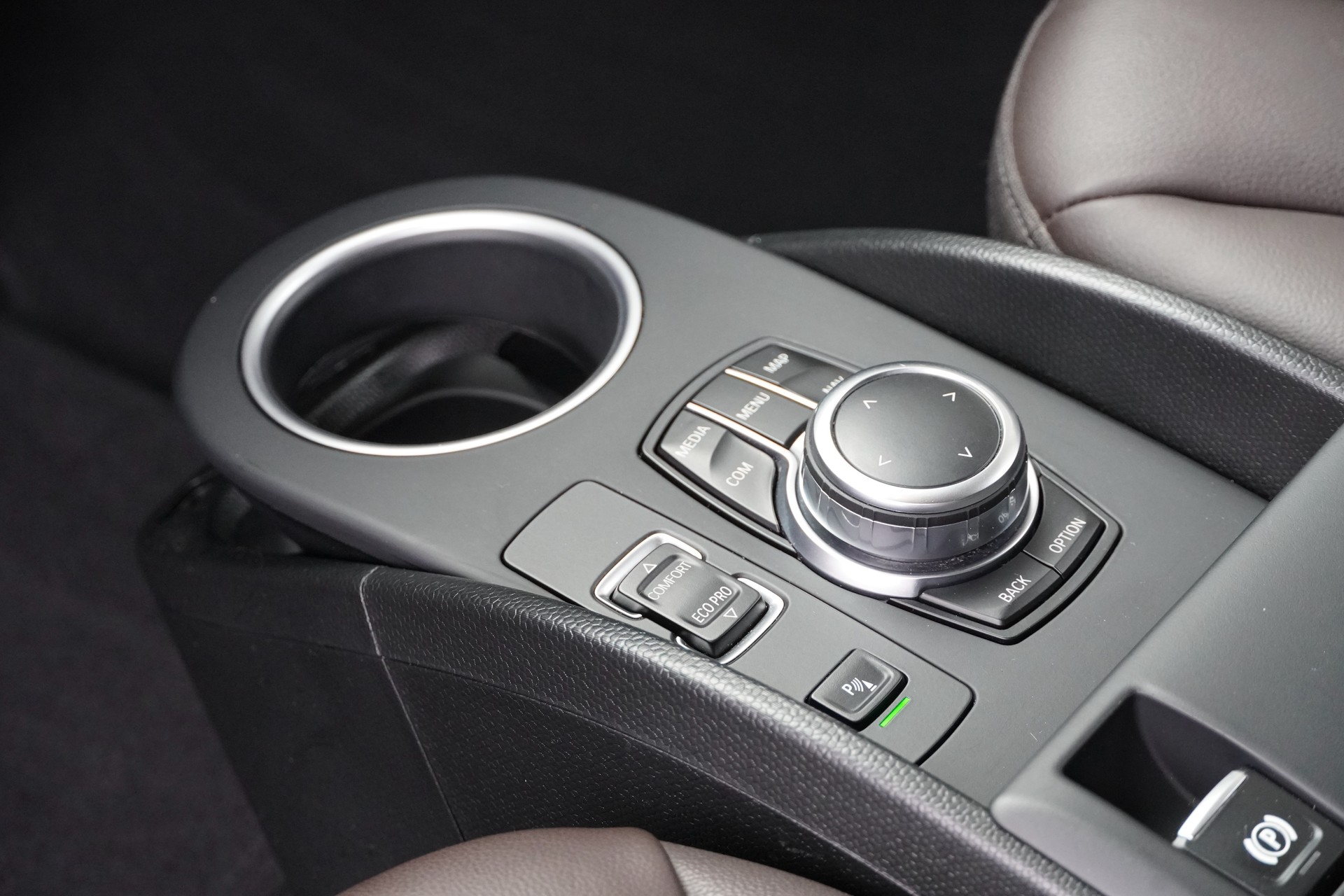 BMW i3 (120Ah)-image-8