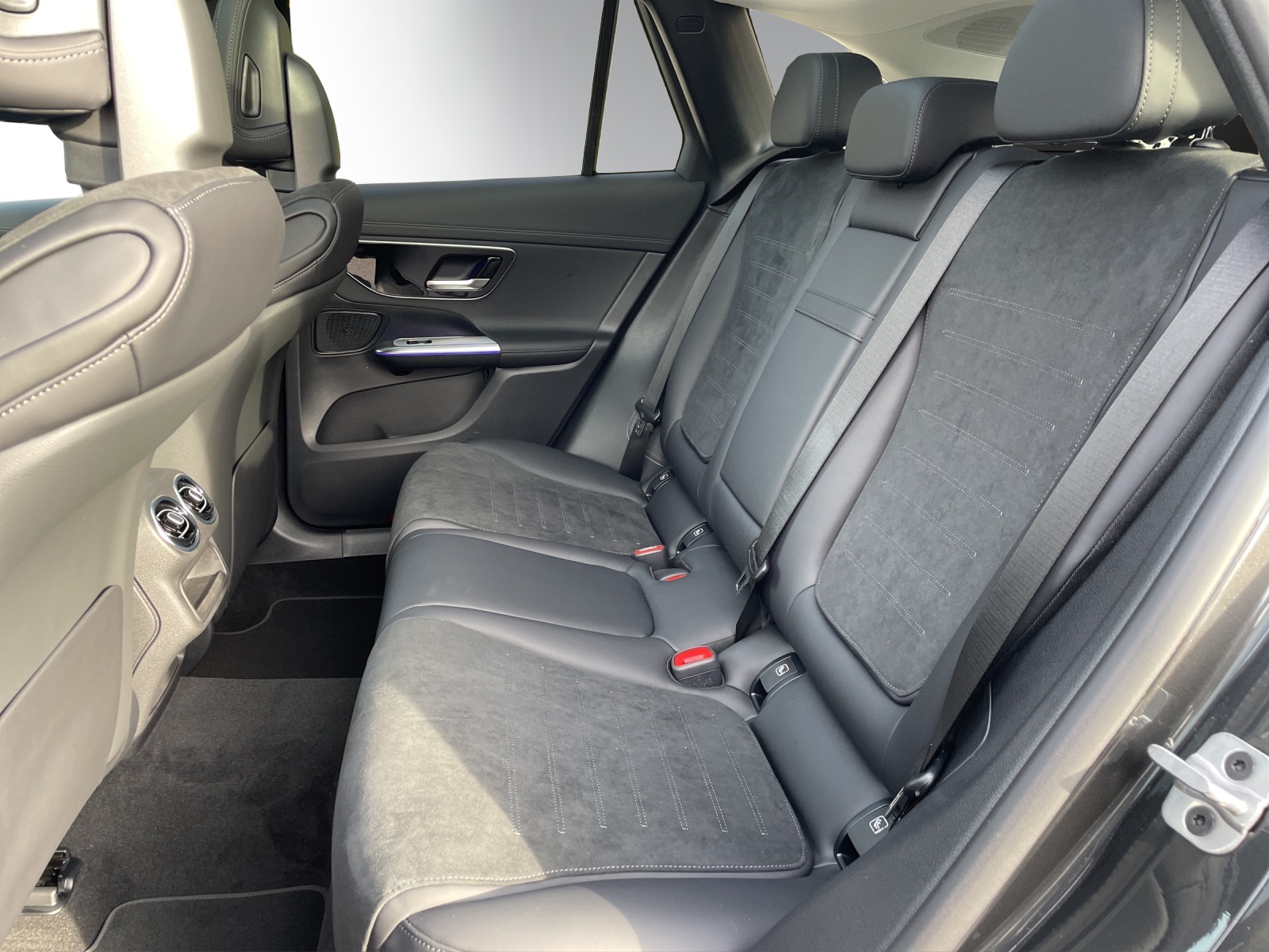 Image MERCEDES-BENZ GLC-220 GLC 220 d 4Matic 9G-Tronic