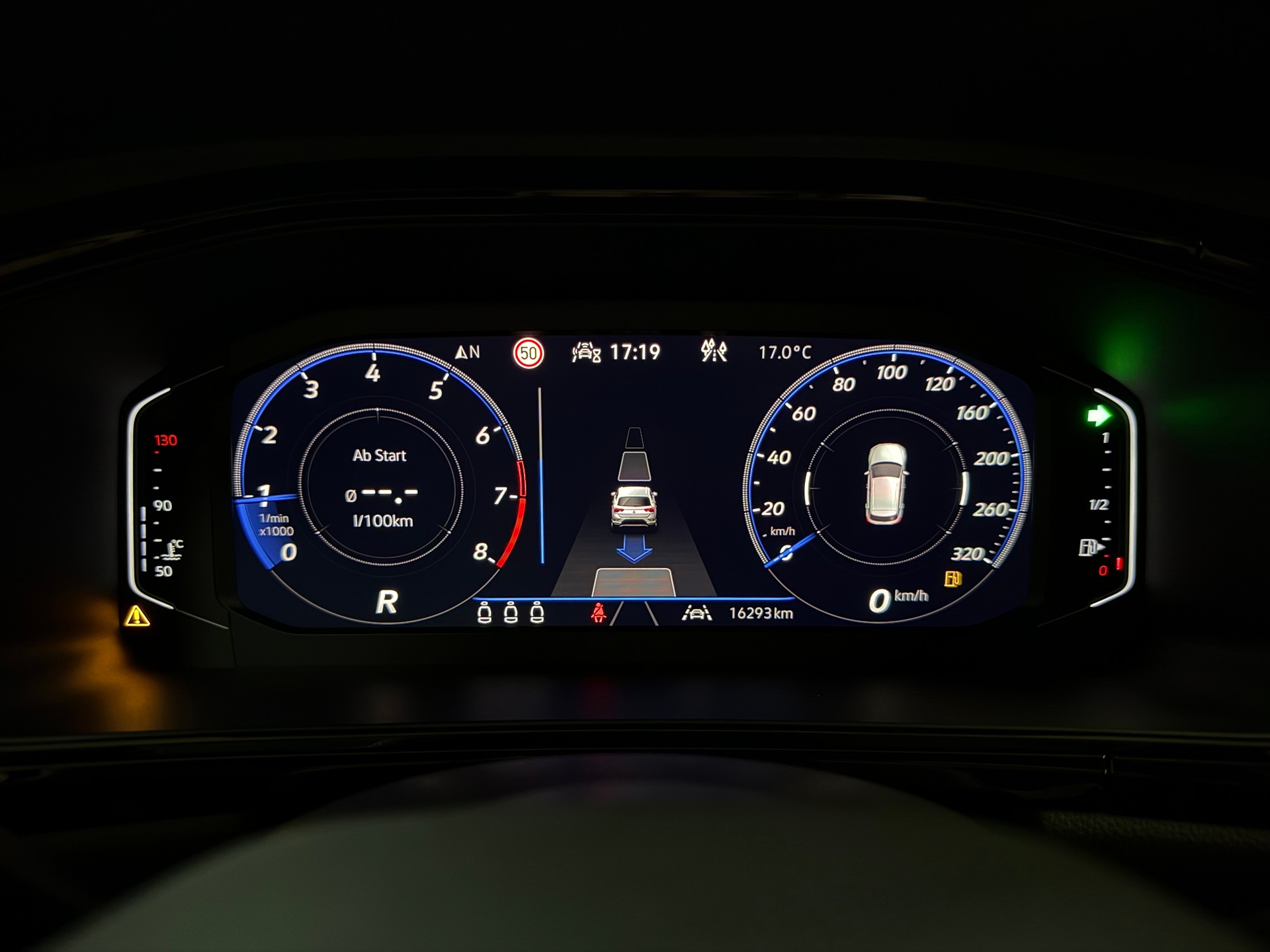 VW T-Roc 2.0 TSI R DSG 4Motion-image-34