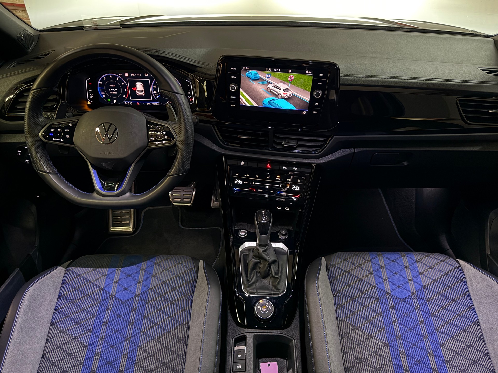 VW T-Roc 2.0 TSI R DSG 4Motion-image-15