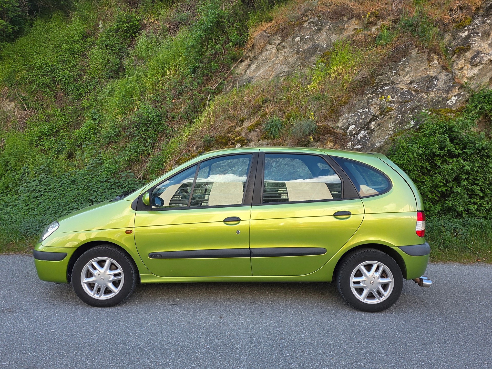 RENAULT Scénic 2.0 16V Alizé-image-1