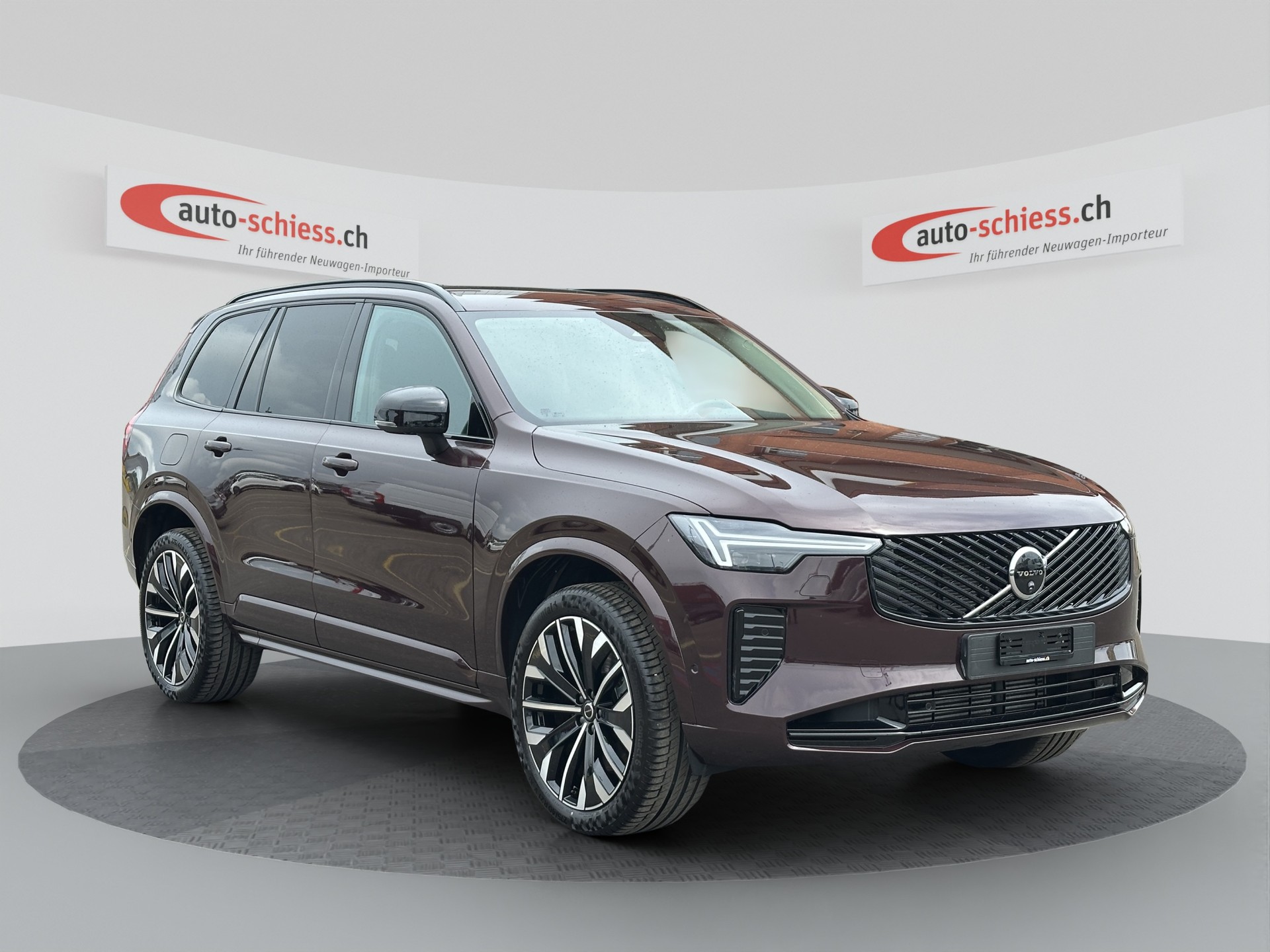 VOLVO XC90 T8 eAWD 7Pl. PluginHybrid Plus Dark Geartronic-image-0