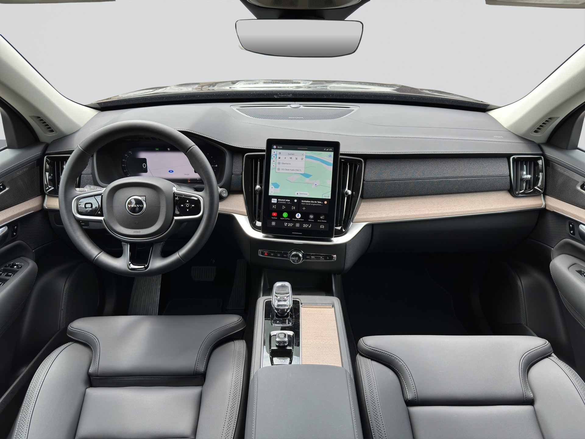 VOLVO XC90 T8 eAWD 7Pl. PluginHybrid Plus Dark Geartronic-image-19