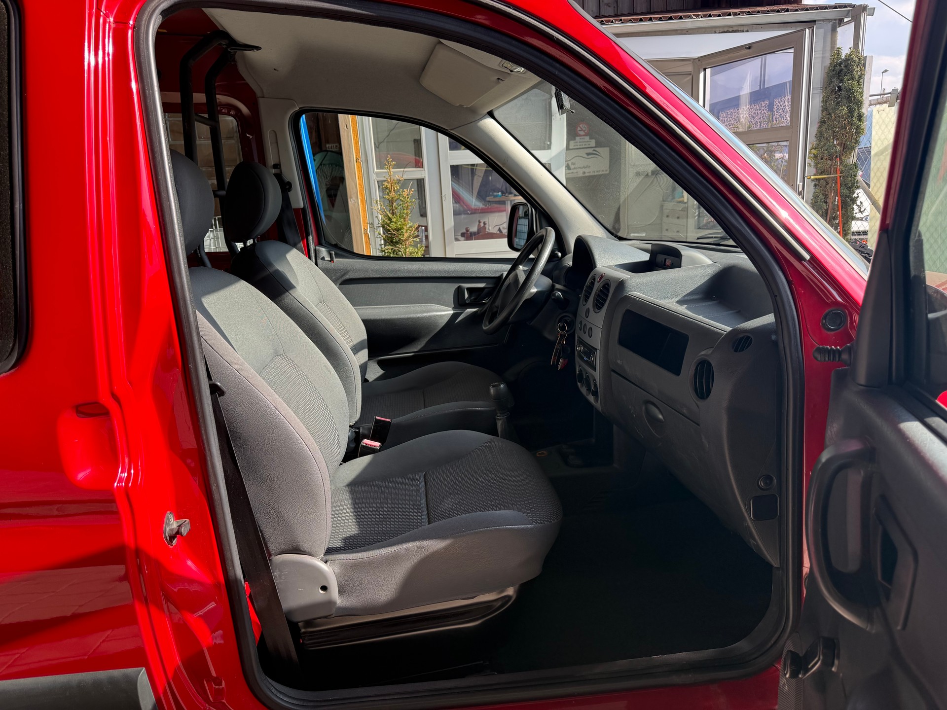 CITROEN Berlingo 1.6 HDi 800-image-11