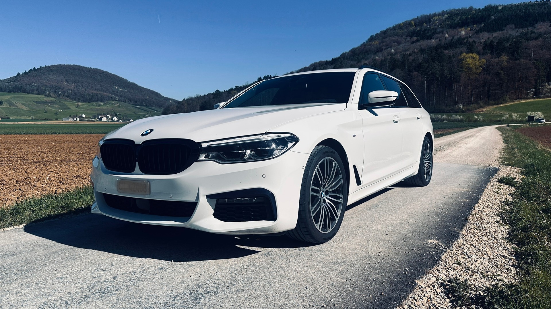BMW 530d xDrive *** DPF und AGR NEU ***-image-0