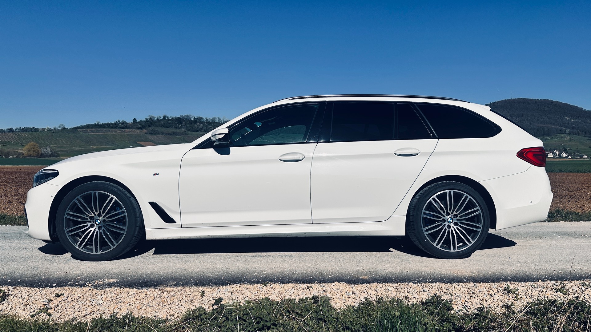 BMW 530d xDrive *** DPF und AGR NEU ***-image-6