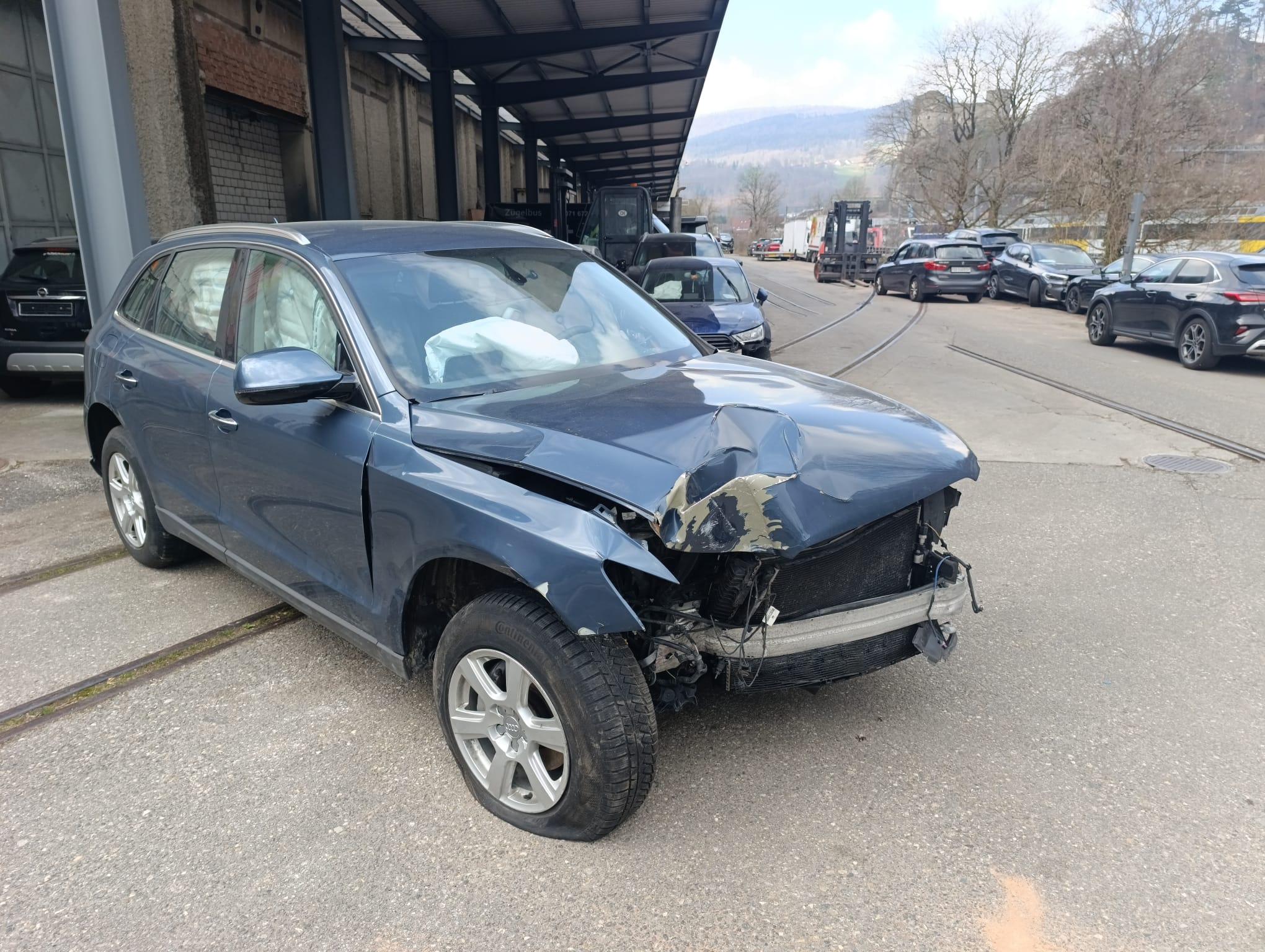 AUDI Q5 2.0 TDI quattro S-tronic — slika 3