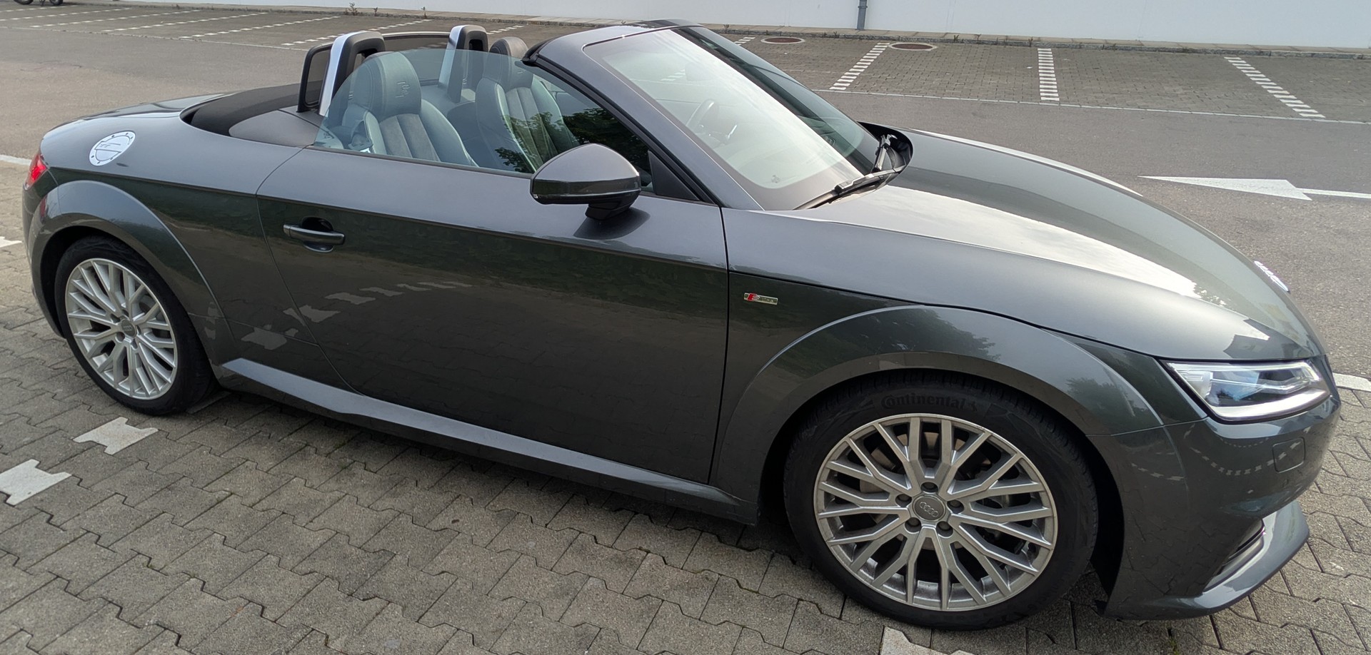 AUDI 2.0 TFSI ROADSTER **S- Line**ABT Sportsline Upgrade**Bang &Olufson Audio**Digital Cockpit**Alcantara Leder**und vieles mehr**