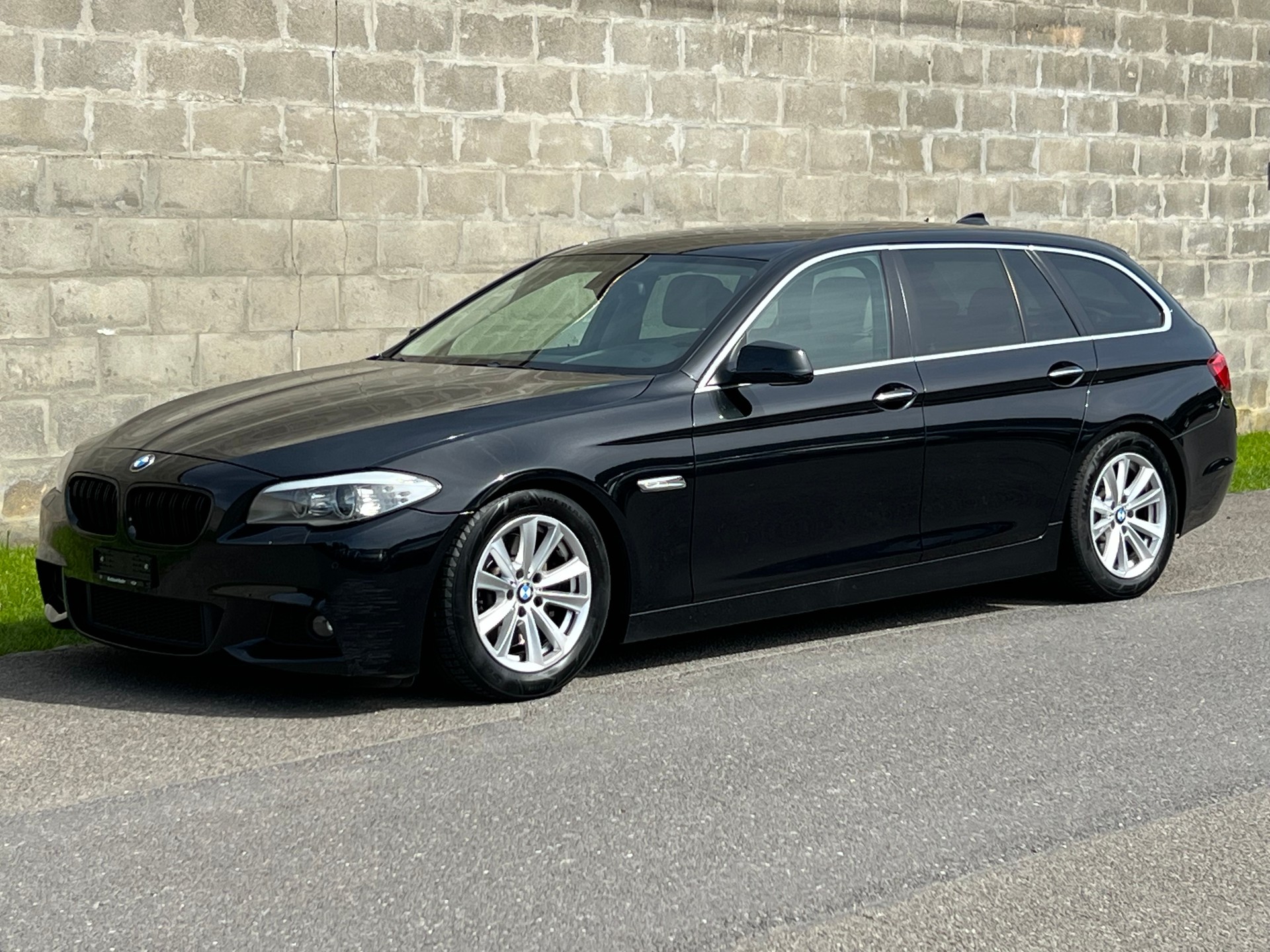 BMW 528i Touring Steptronic
