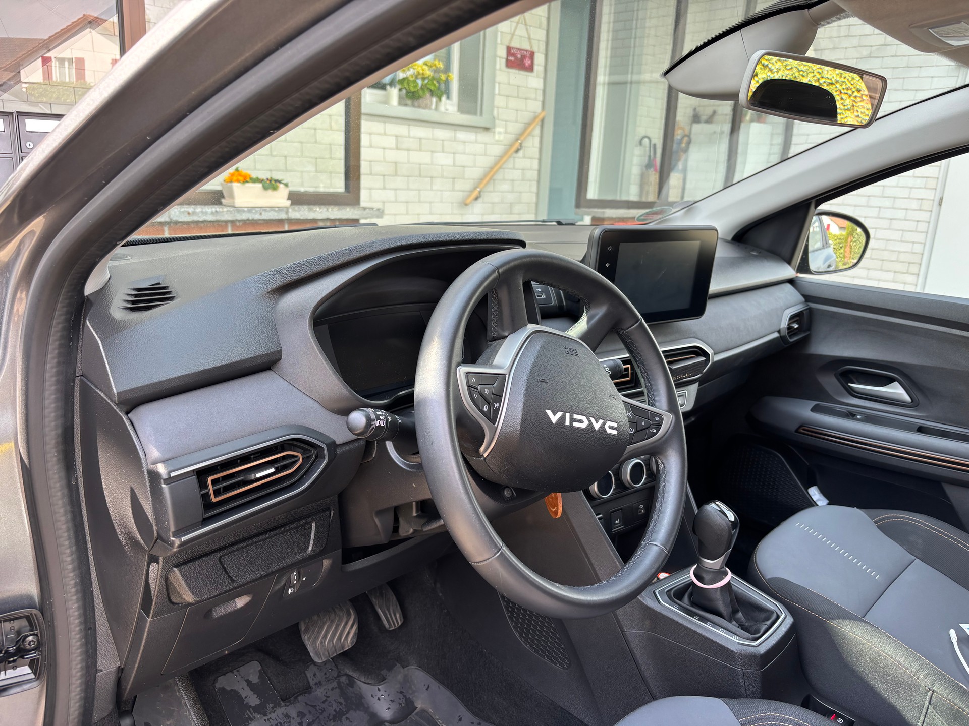 DACIA 1.6 Hybrid Extreme 7P-image-3