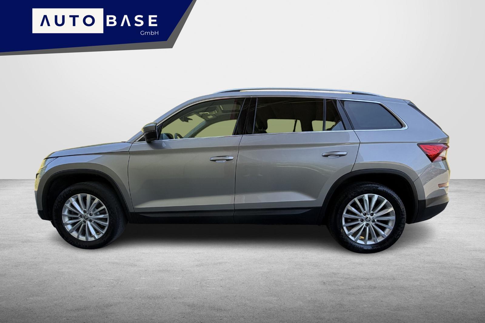 SKODA Kodiaq 2.0 TSI Ambition DSG 4x4 * 1. Hand * CH Fahrzeug *-image-1