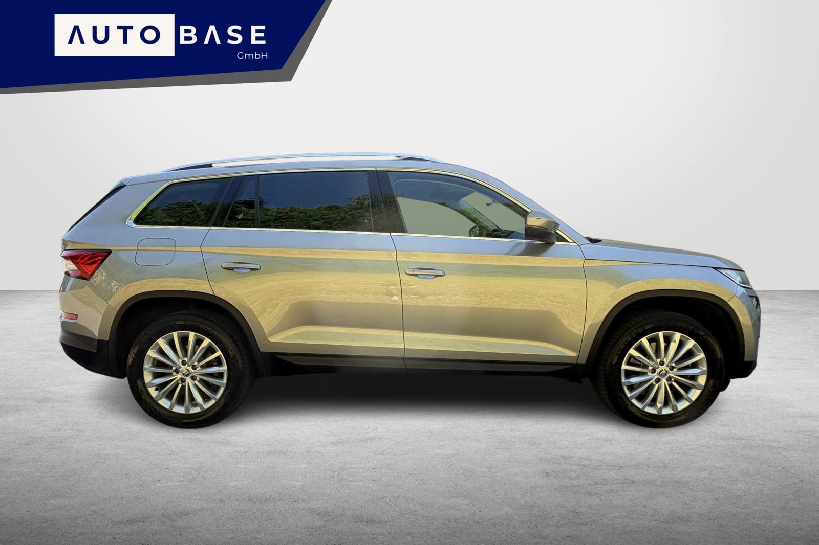 SKODA Kodiaq 2.0 TSI Ambition DSG 4x4 * 1. Hand * CH Fahrzeug *-image-5