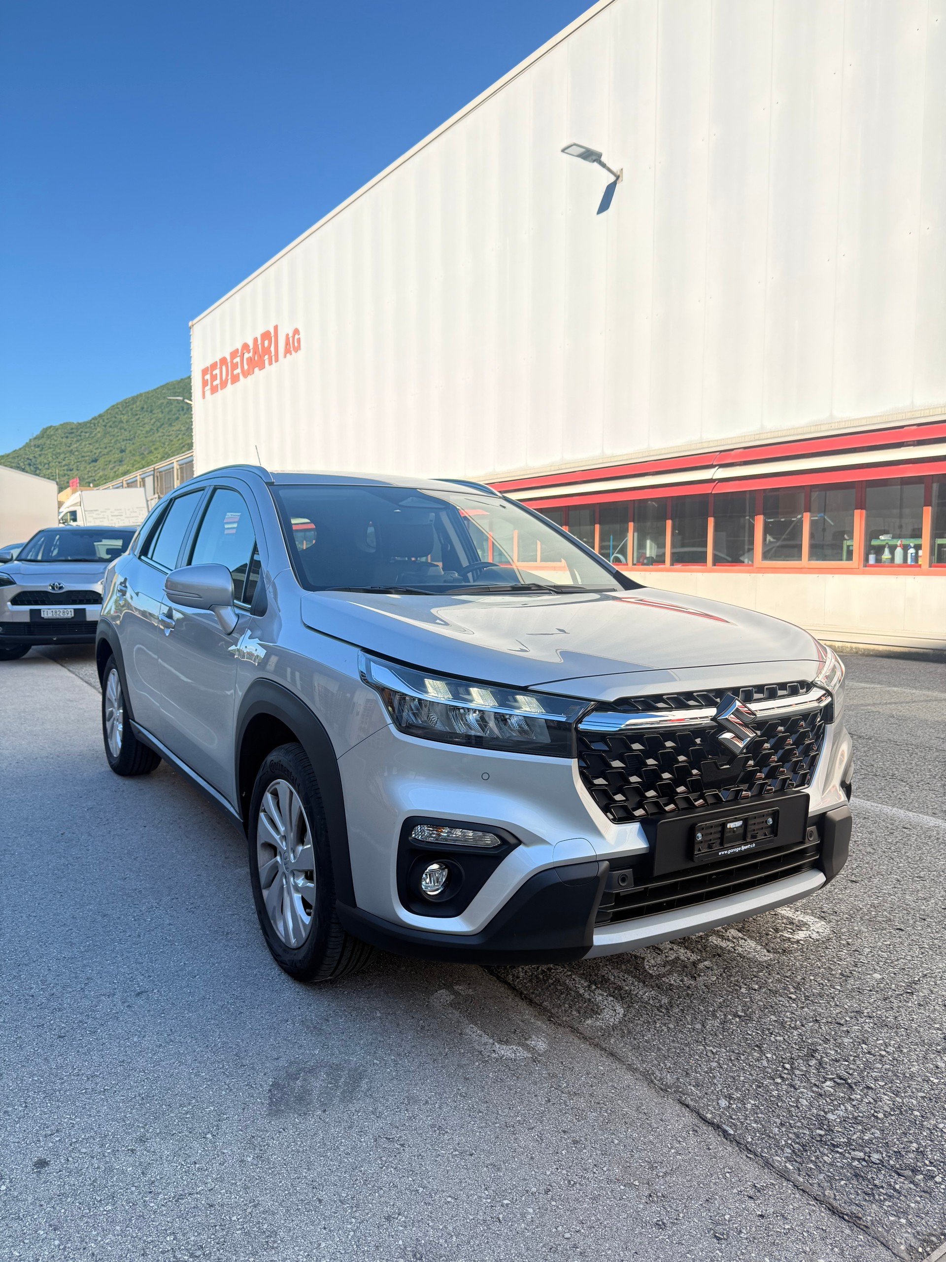 SUZUKI S-Cross 1.5 Compact Top Hybrid-image-1
