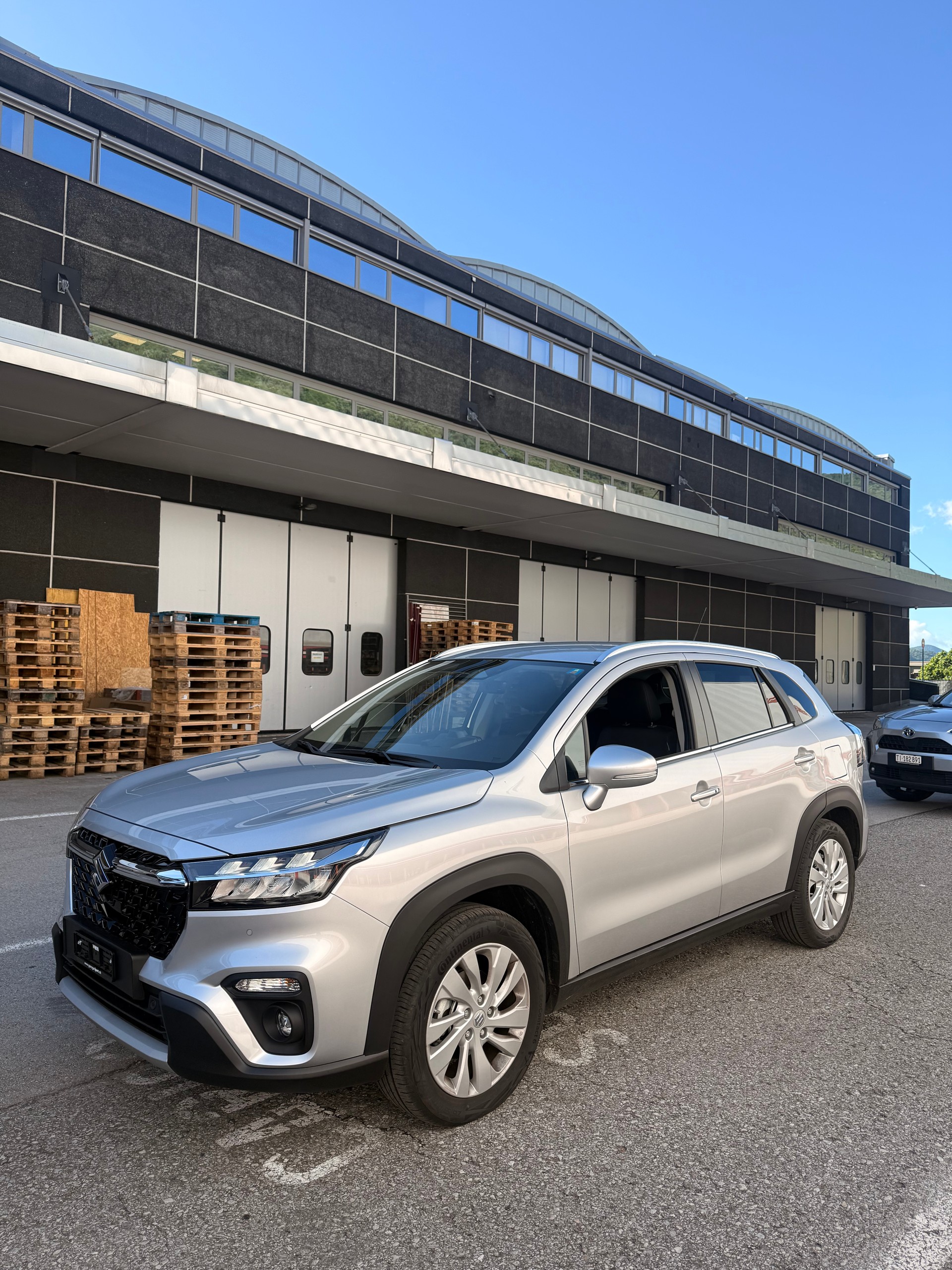 SUZUKI S-Cross 1.5 Compact Top Hybrid-image-5