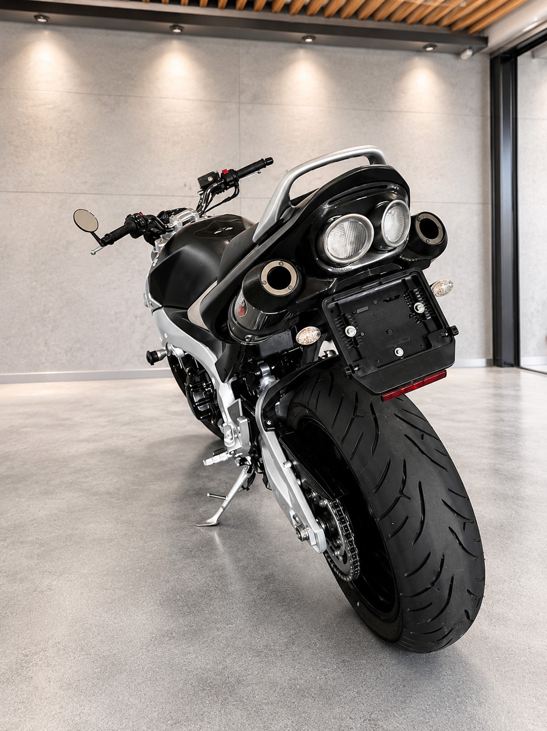 SUZUKI GSR 600 ABS K7-image-4