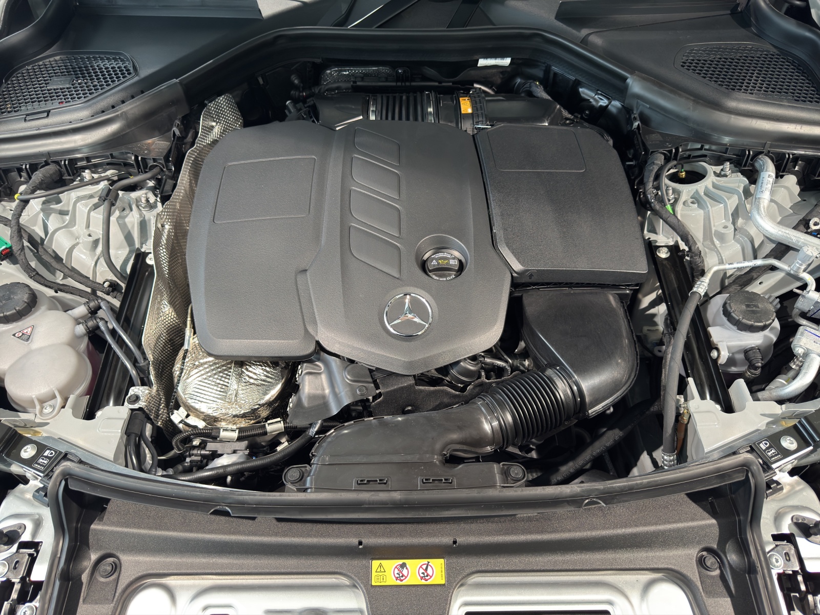 MERCEDES-BENZ GLC 300 de AMG Line 4Matic Coupé EQ Star-image-9