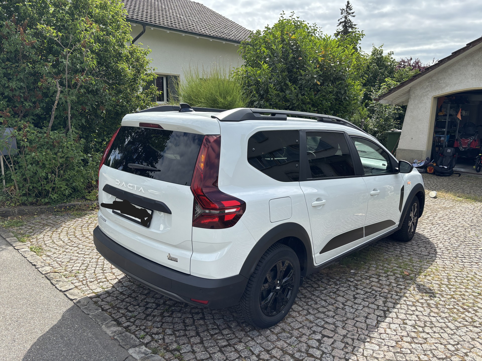 DACIA 1.0 TCe Extreme 7P-image-2