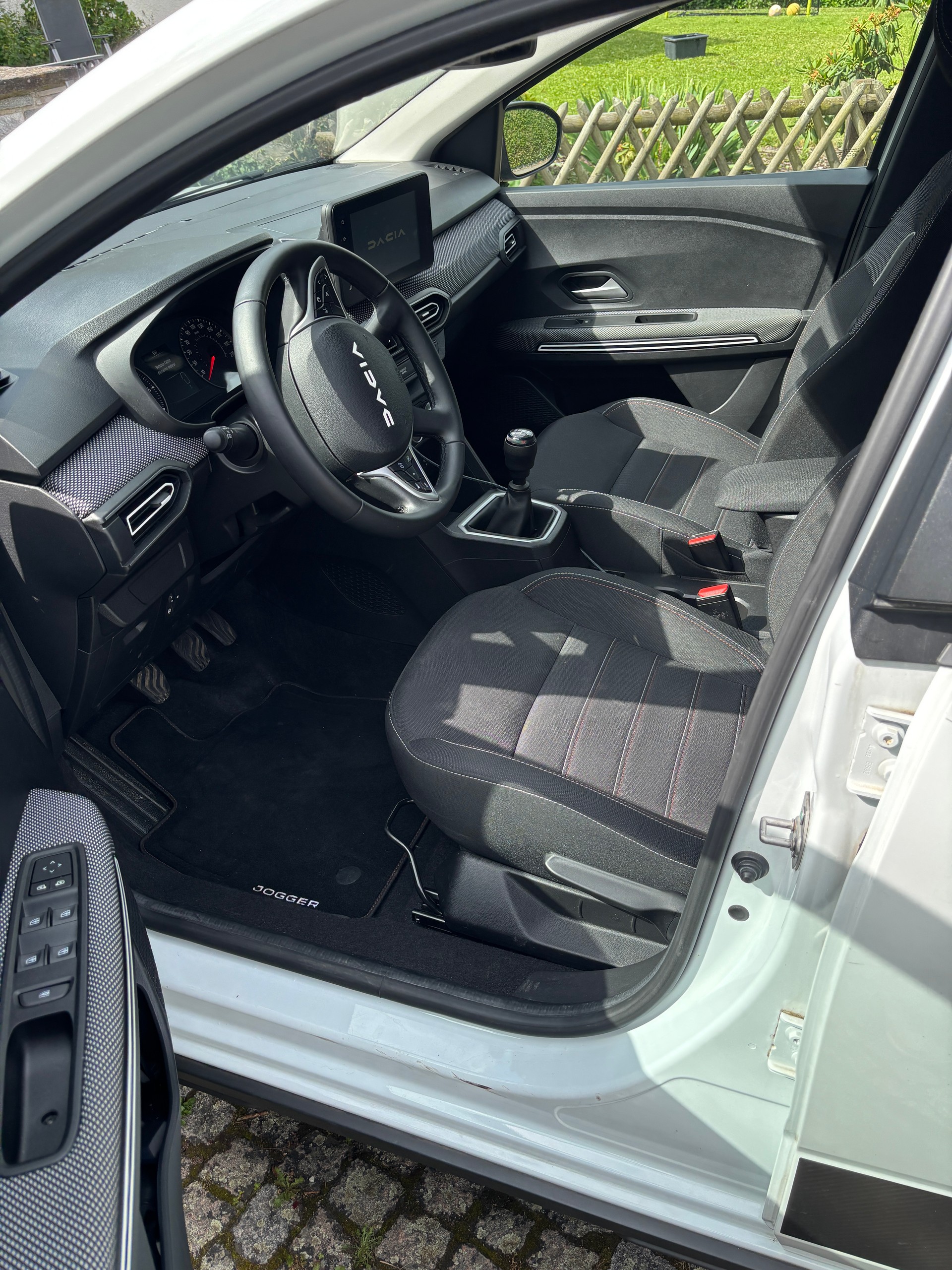 DACIA 1.0 TCe Extreme 7P-image-4