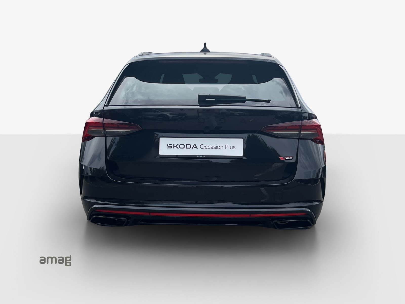 SKODA Octavia Combi 2.0 TSI DSG RS-image-3