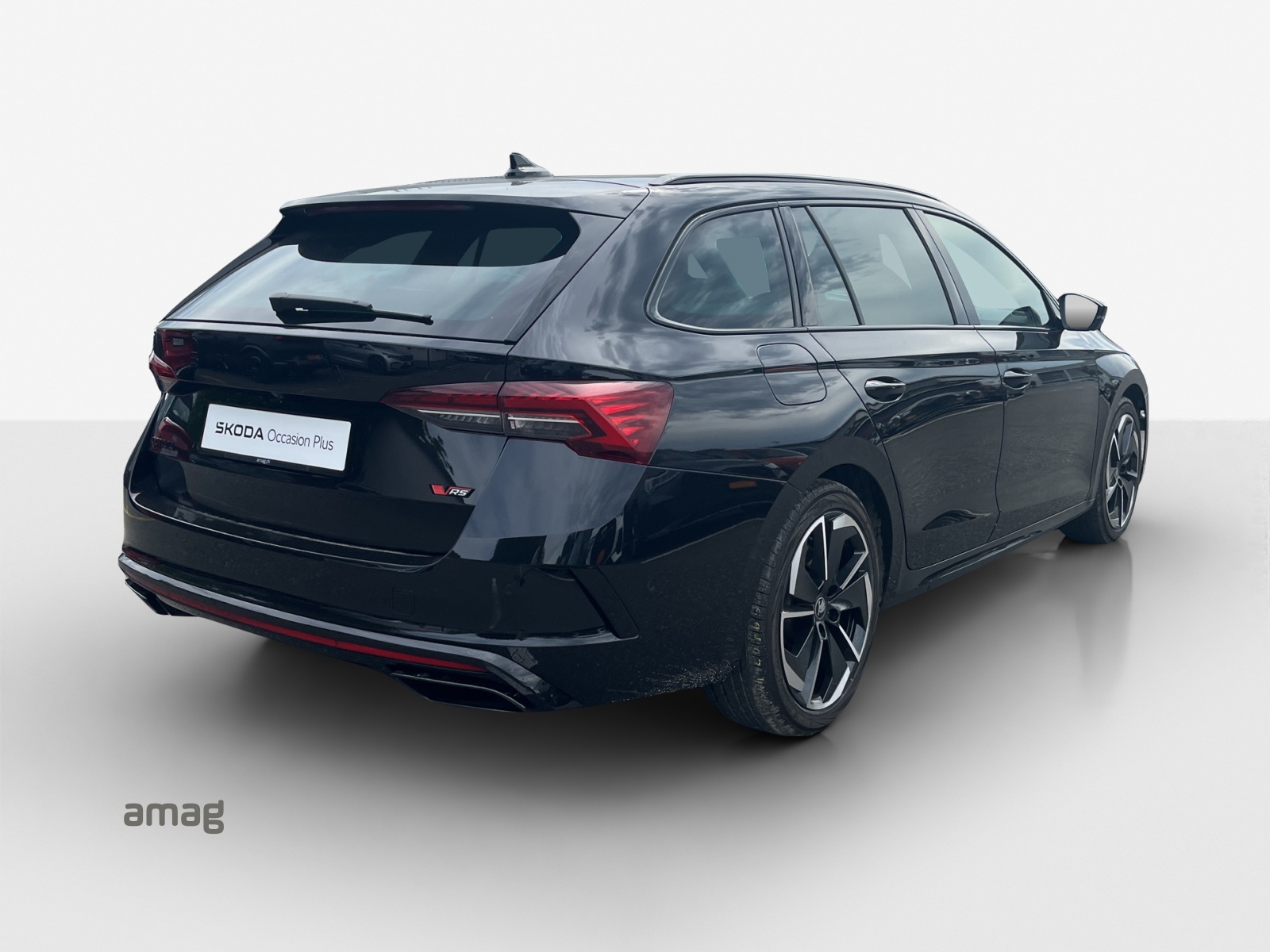 SKODA Octavia Combi 2.0 TSI DSG RS-image-4