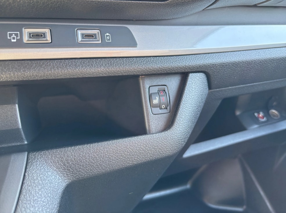 PEUGEOT Expert 1.5 BlueHDi 120 S&S Standard-image-14