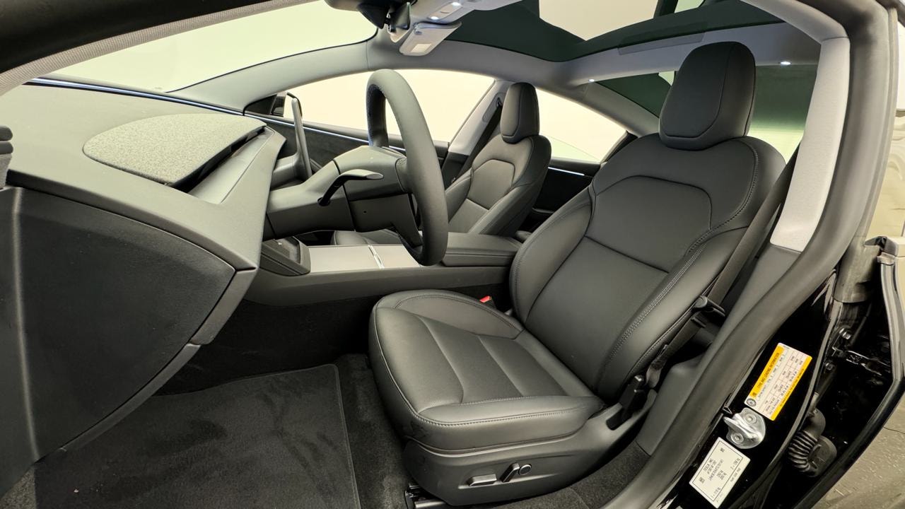 TESLA Model 3 Long Range Dual Motor AWD-image-4