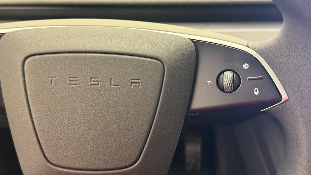 TESLA Model 3 Long Range Dual Motor AWD-image-9