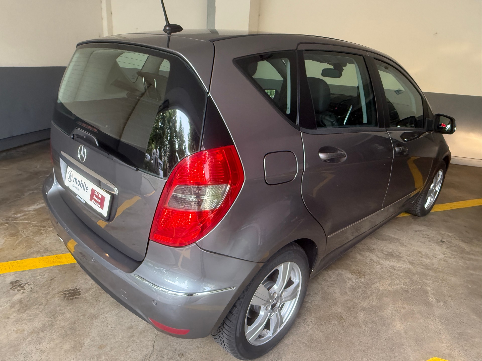 MERCEDES-BENZ A 180 Style Autotronic-image-5